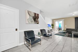 Ev9017 - Fun Escape Villa