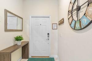 Ev1566 - Champions Cove