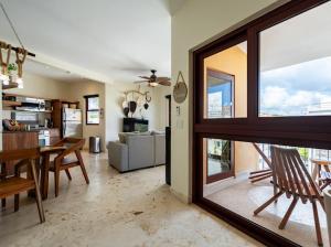 Beachfront Chic at El Faro Resort