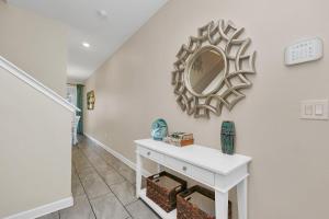 Ev4832 - Storey Haven