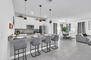 Ev2529 - Grand Orchid Retreat