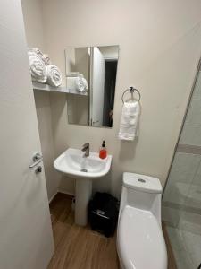 Apartamento en piso 22 Torre Atlas, vista boulevard Morazán