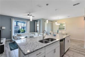 Ev4887 - Golden Palms Retreat