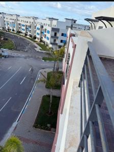 Apartment avec piscine,terrasse, balcon