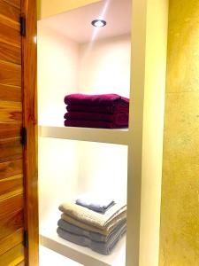 Buendía Lux Piña Suite Hidden Gem Near Beach with Pool