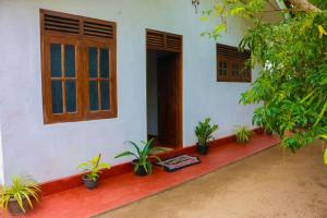 Ivy Cottage- Midigama