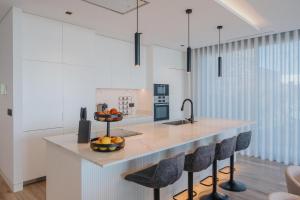 Villa Guindaste II Luxury with Pool & Sea View