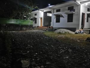 Pranalay HS Warm and Cozy