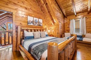 Family Friendly - Great Location - Theatre-Hot Tub