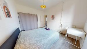 Comfortable apartment Rue Gustave Brindeau