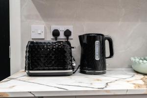 Near Anfield Stadium Private 2-Bed Stay