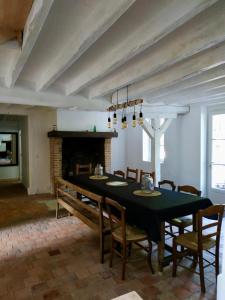 Domaine avec piscine au coeur de la forêt