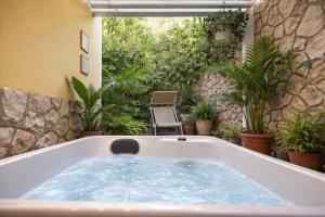 Suite Apartment Capri con Jacuzzi in Piazzetta