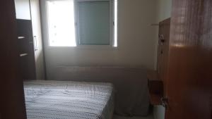 Apartamento próximo ao mar na Guilhermina em Praia Grande