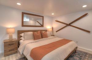 4459 County Rd 203 - New 2 Bedroom Cabin