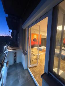 5 min from city center by feet