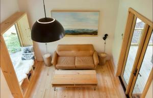 Modern Nordic Cabin, Views, Spa Vibes