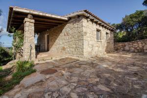 GuestHost - Lovely Villa with Sea View Terrace