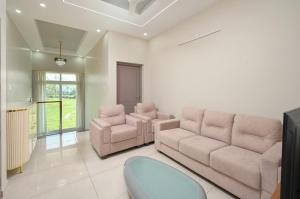 4-Bedroom Villa near CIAL Airport 25 Min Drive !