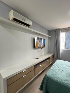 Apartamento 500 metros da praia completo