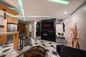 Industrial Luxury Studio Air Conditioning, Modern Kitchen