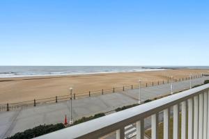 New Oceanfront 2bd 2bth 301