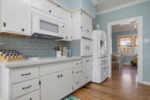 The Anchor Once Upon A Tide Villas POOL