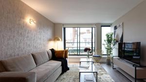 Oxford Street Fitzrovia Apartments by DMontrio