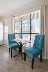 Sea Horse 611- 2 min walk 2 beach