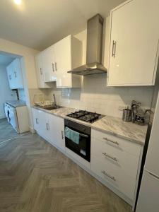 Smart Rooms Piccadilly Line Central London Alexandra Palace