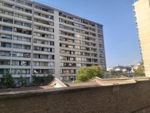 depto sin muebles 2 ambientes 1 pieza 1 baño trato directo