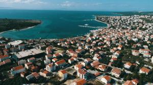 Grey Goose Apartments