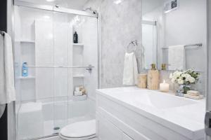 New Haven Staycation Near Yale Washer and Dryer Groups