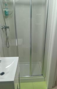 Estudio cerca de la playa