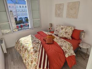 ParisienDisneyHome 6p Parking near Disneyland