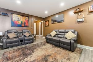 Spacious 3BR Condo in DTWN