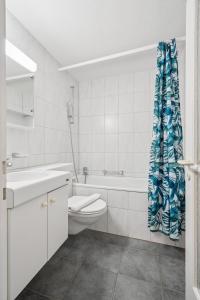 City studio - Crown 22