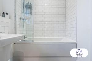 Elegant Home - Parking - Wi-Fi - Near O2 Academy!