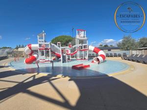 Le Lagon mobil home 6 personnes à 100m de la Plage Piscines Camping 5 étoiles Les Dunes