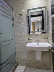 شقة فاخرة في ميدان لبنان شارع اسراء المعلمين المهندسين