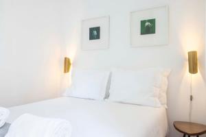 Central Apartment 2 Bedroom with Fast Internet