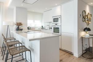 EB4A - Frontline beach city apartment