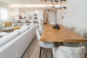 EB4A - Frontline beach city apartment