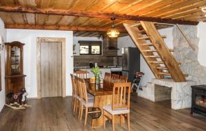 Beautiful Home In Gospic With Wifi