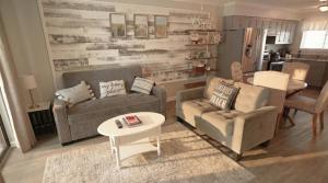 Las Palmas 1 Block to Sand Pool & BBQ Wi-Fi