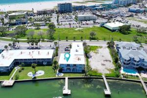 8 - Pieces of Eight Condos