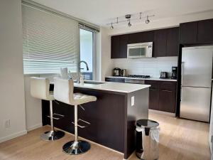 Pleasant and convenient 1B1B close to Richmond Center