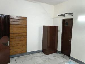 Mahadev MD guest House