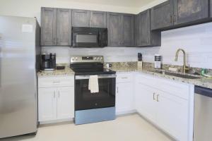 Silver Sands - The Sandcastle Collection
