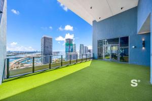 Downtown Miami Cozy Retreat with Views